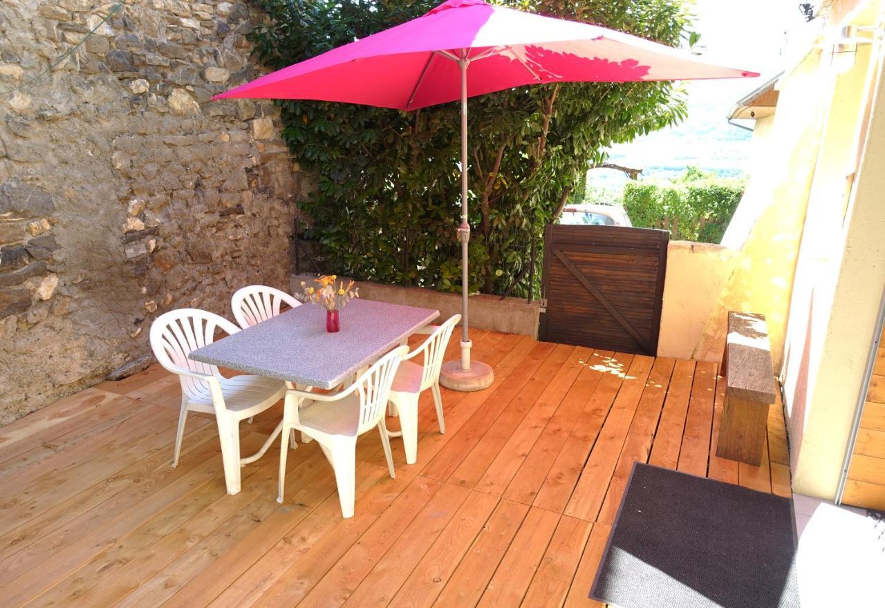 Appartement Spacieux Avec Terrasse Saint-André-dʼEmbrun 外观 照片